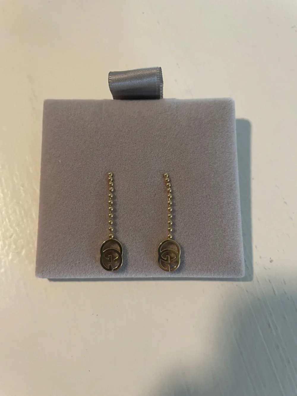 Gucci Gold Interlocking G Drop Chain Earrings - Picture 3 of 5